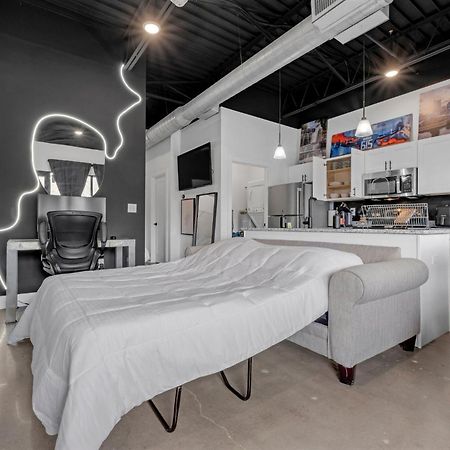 New Studio Sleeps 4 - 7 Mins To Dwtn ナッシュビル エクステリア 写真