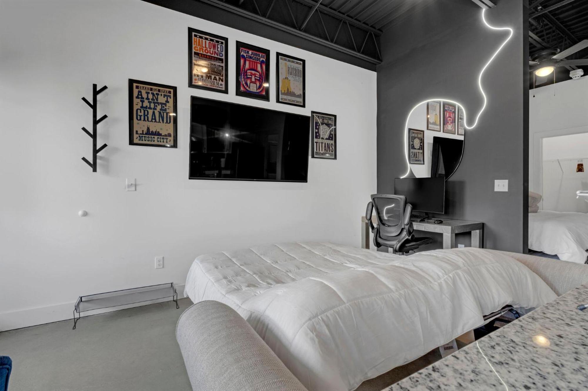 New Studio Sleeps 4 - 7 Mins To Dwtn ナッシュビル エクステリア 写真