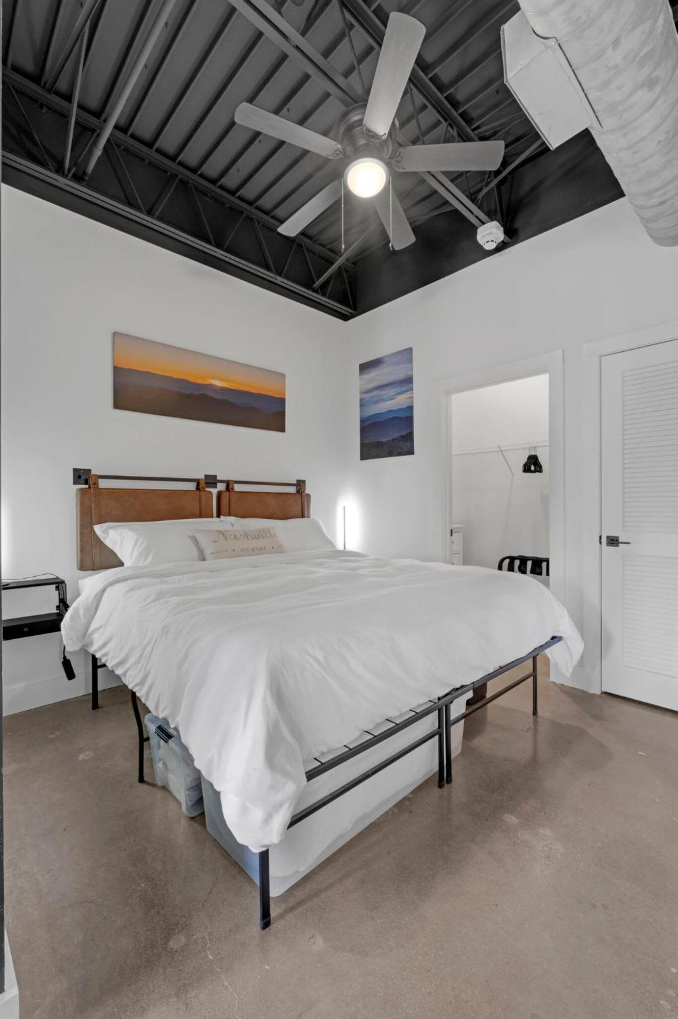 New Studio Sleeps 4 - 7 Mins To Dwtn ナッシュビル エクステリア 写真